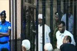 Sudán disuelve partido de Omar al-Bashir y confisca sus bienes
