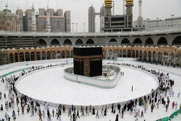 Suudi Arabistan bu yıl yurt dışından hacı adayı kabul etmeyecek