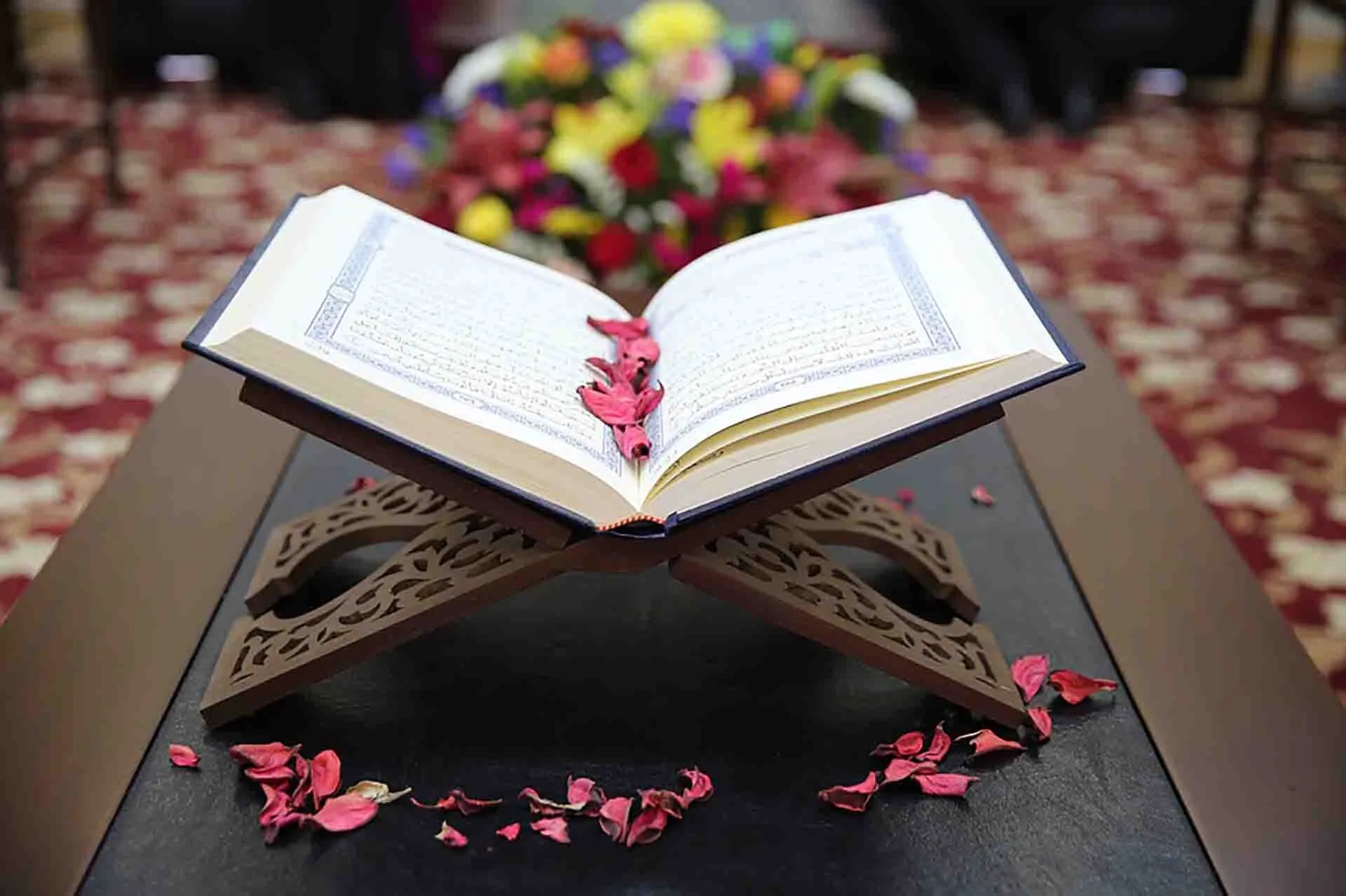 دار القرآن الكريم للحفظ والتلاوة تخرّج طالب جديد في بيروت + صور