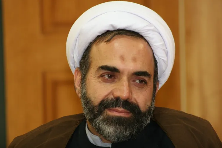 چگونه مصائب امام حسین(ع) را به دور از شعار مدنظر قرار دهیم