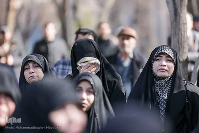 آیین تشییع و خاکسپاری پیکر مرحوم آیت‌الله شوشتری