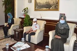 Visually-Impaired Members of Syrian Family Memorize Quran in Turkey