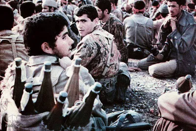 گل‌خاک شهیدان؛ رزمندگان نوجوان جبهه های حق علیه باطل