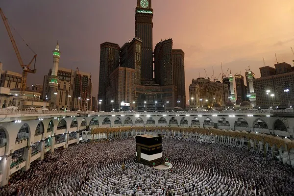 19 قناة رقمية تنقل شعائر الحج بـ6 لغات