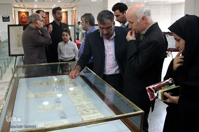 رونمایی از قالیچه محرابی باغی در موزه فرش آستان قدس