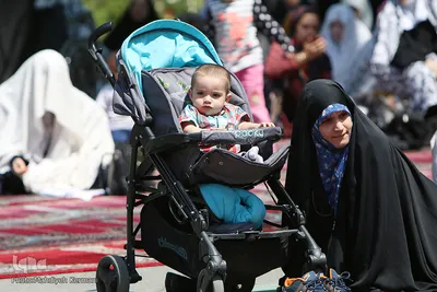 حضور اقشار مختلف بانوان در نمازروز جمعه