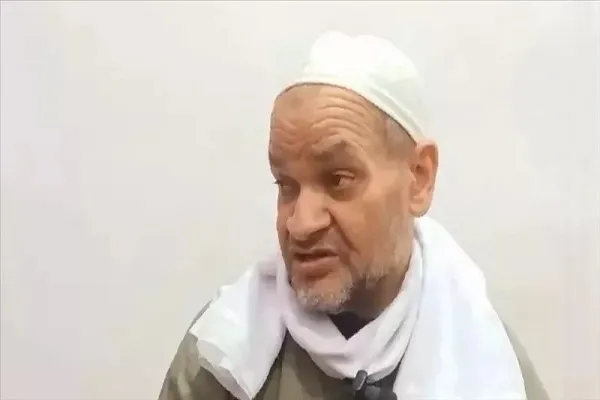 Mısırlı görme engelli adam Kur'an-ı Kerim'e yarım asırdan fazla hizmet etti