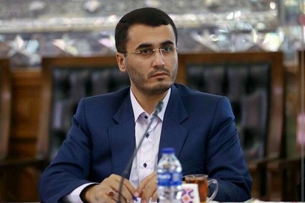 روح الله متفکرآزاد