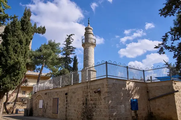La disparition de l'identité islamique de la mosquée 'Ukasha par les sionistes+vidéo