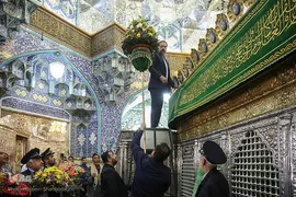 گل آرایی ضریح حضرت معصومه در آستانه سالروز ورود بانوی کرامت