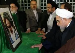Le président iranien et son cabinet renouvellent leur allégeance aux causes de l'imam Khomeini