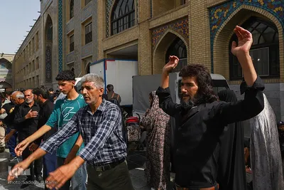 عزاداری شب شهادت امام رضا(ع) در مشهد