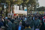 جشن مبعث و گلباران مزار شهدای انقلاب در گلستان شهدای اصفهان