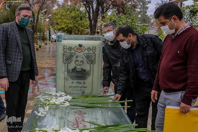 مراسم غبارروبی گلزار شهدای مدافع حرم در شیراز‎‎