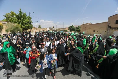 شادپیمایی دختران در شیراز
