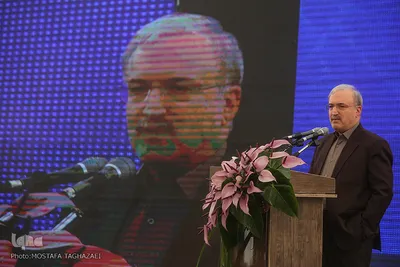 سعید نمکی، وزیر بهداشت، درمان و آموزش پزشکی در افتتاح شهرک صنعتی دارویی برکت