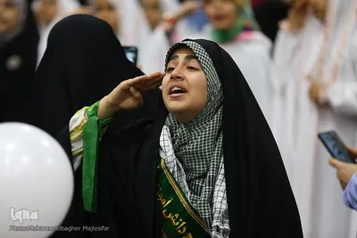 جشن بزرگ روزه‌اولی‌ها در جوار شهدا