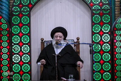 آیت‌الله سیدمحمدعلی موسوی جزایری، نماینده ولی فقیه در خوزستان در محفل انس با قرآن طلاب در مسجد امام خمینی(ره) اهواز 
