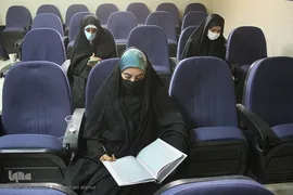 آزمون شفاهی اعطای مدرک به حافظان قرآن خوزستانی