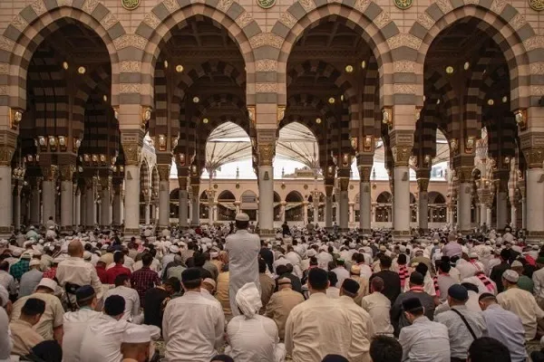 Mescid-i Nebevi’ye bir haftada 5 milyon hacı geldi | video