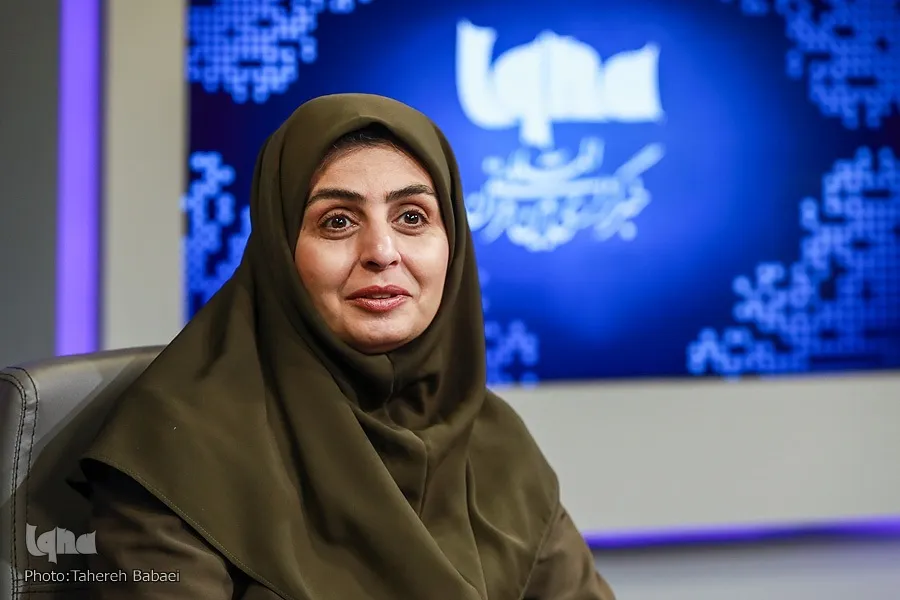 درمان درد پا و تاول در راهپیمایی اربعین + فیلم
