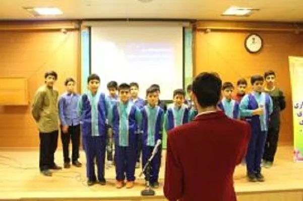 گروه سرود «مدرسه قرآن ولایت»؛ زینت‌بخش محافل معنوی استان بوشهر