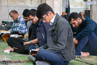 اعتکاف در مسجد آقابابا خان