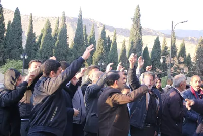 سوگواری اهالی شهرک سعدی در عزای رهبر شهید