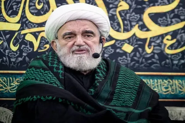 مرد و زن در انسانیت و رسیدن به حیات طیبه هیچ فرقی ندارند