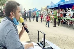 Reciting Quran A Light in the Dark for Visually-Impaired Man