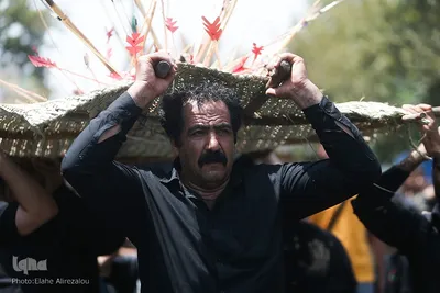 حرکت نمادین کاروان بنی اسد در خیابان های تهران
