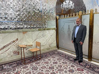 حضور وزیر کشور در امامزاده طبس