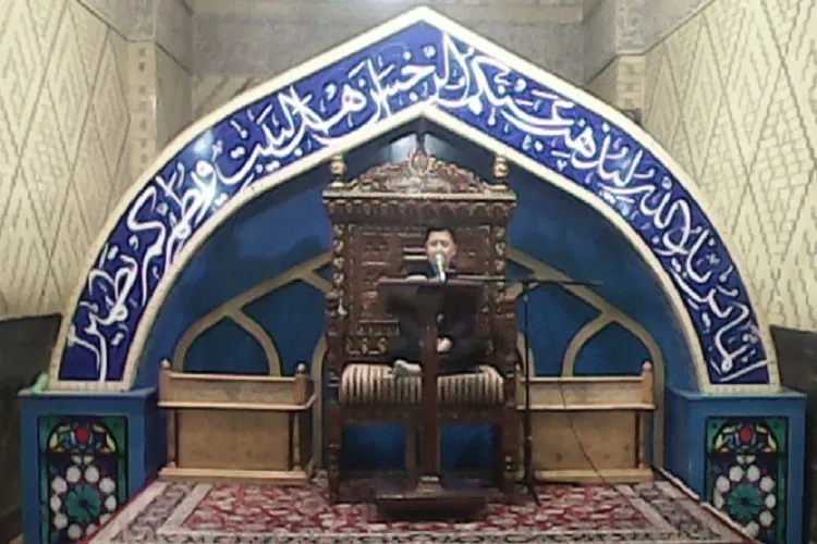 محفل انس با قرآن در حرم رضوی برگزار شد