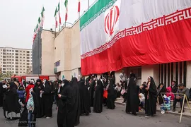 اجتماع بزرگ دختران انقلاب