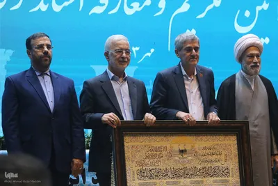 آیین تکریم و معارفه استاندار سابق و جدید فارس
