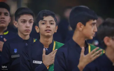 آئین لاله گردانی شام غریبان در حرم شاهچراغ(ع)
