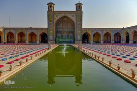 آیین توزیع ۱۵۰۰۰نوشت افزار میان دانش‌آموزان بی‌بضاعت فارس