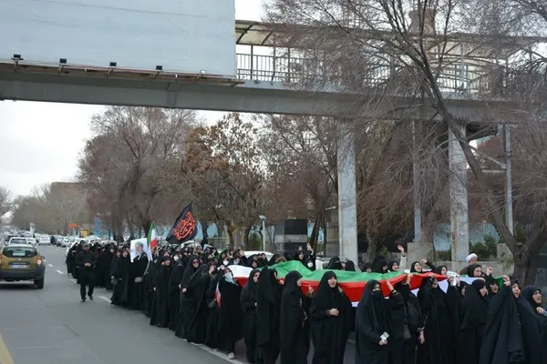 تجمع دانشگاهیان تبریز در سوگ شهادت رهبر معظم انقلاب