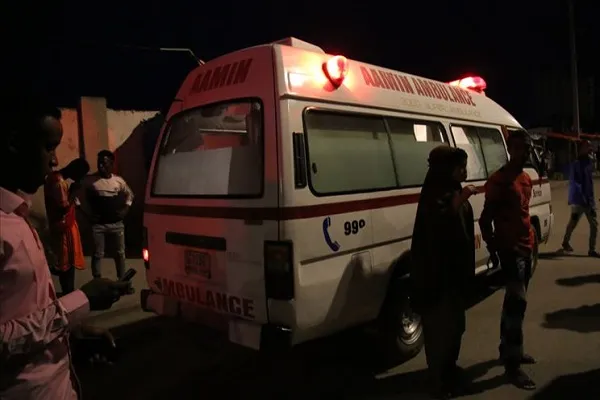 Somali'de askeri üsse bombalı ve silahlı saldırı