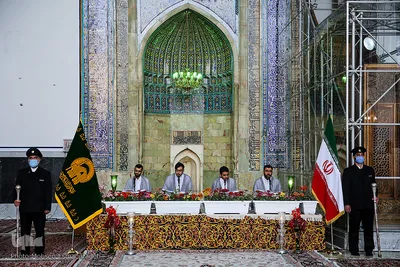 جزءخوانی قرآن کریم در حرم مطهر امام رضا(ع)
