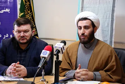 نشست رونمایی از پوستر طرح رویداد بزرگ فعالان قرآنی مساجد کشور