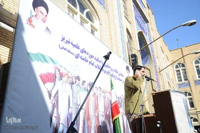 همایش حوزه های علمیه تبریز در حمایت از بیانیه گام دوم انقلاب