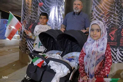 میدان داری دوقلوهای شیرازی در شب هفتادو سه