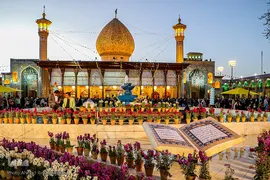 مراسم تحویل سال نو در حرم مطهر شاهچراغ (ع) شیراز‎