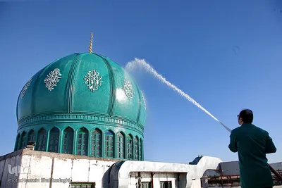 آئین شستشو وتعویض پرچم گنبد مسجد مقدس جمکران