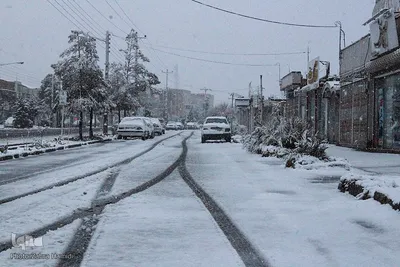 برف در خیابان‌های بیرجند