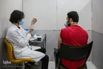 روند کاهشی مراجعه مردم به مراکز واکسیناسیون در مشهد
