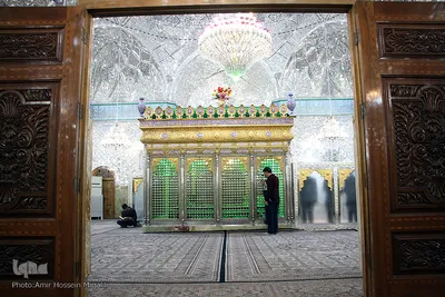 غبار روبی امامزاده جعفر (ع) یزد به مناسبت میلاد حضرت زینب کبری (س)‎‎