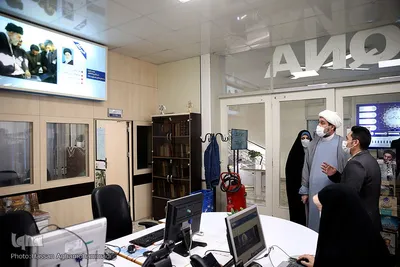 بازدید شیخ خیرالدین الهادی، مدیر دارالقرآن آستان مقدس امام حسین(ع) از تحریریه فارسی ایکنا