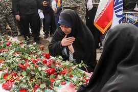 تشییع شهید گمنام در شرکت ملی حفاری